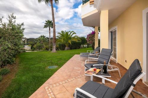 Casa do Verde at Presa de Moura near Carvoeiro and Ferragudo in เซสมาเรียส