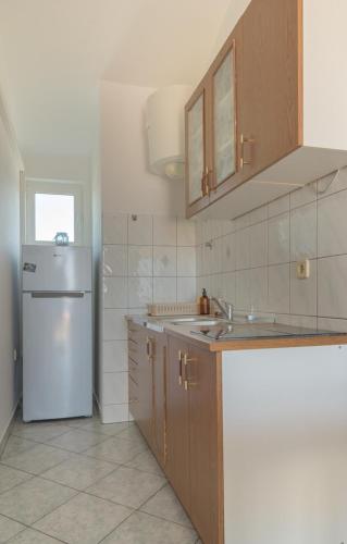 Rasin Apartments - image 20