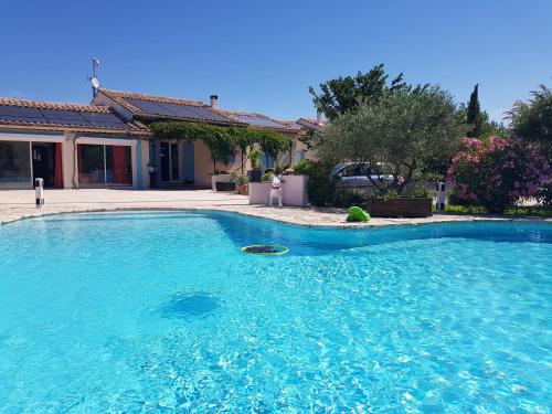 Double maison individuelle pour 12 à 15 personnes sur demande