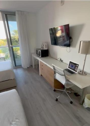 Amplio Studio en hotel Beachwalk Resort Miami in Hallandale Beach, USA