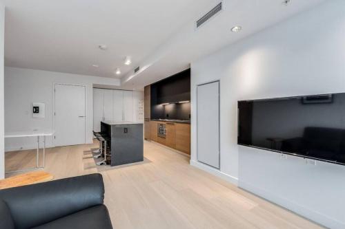 Modern studio in Downtown Vancouver