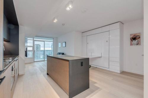 Modern studio in Downtown Vancouver