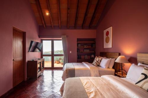 HOLT Balcones Guesthouse - Two Double Beds Room
