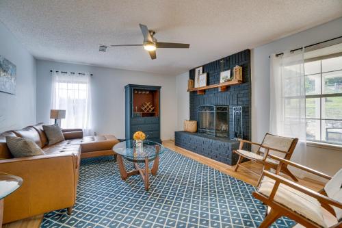 Home on 8 Acres with Breathtaking Views and Swim Spa! - image 3