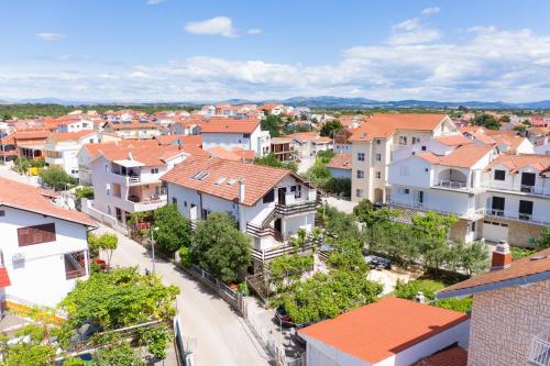 Apartments with a parking space Vodice - 15228