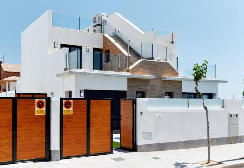 Top villa 5-8p-6 beds-swimming pool with jacuzzi