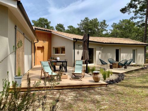 Detached holiday home with private garden - Location saisonnière - Carcans