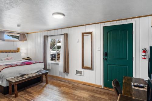 room detail thumbnail 0