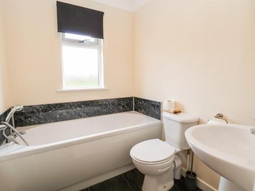 Callow Lodge 2 - image 10
