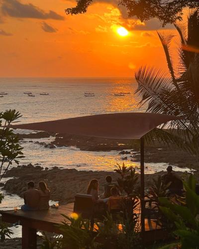 Навколишнє середовище, Nativo in Санта-Каталіна