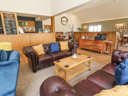 Callow Lodge 3 - image 6