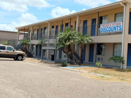 Pharr Executive Inn - Pharr, TX