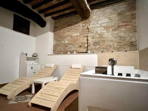 Casa con sala relax e idromassaggio in Todi