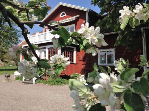 . Kroksta Gård