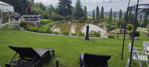 Domaine Le Lanis Chambre d'hôtes piscine spa