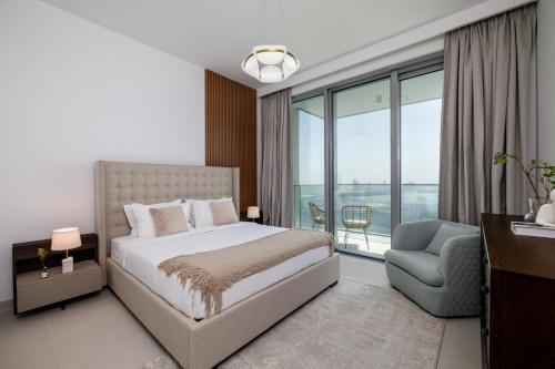 Apartment with Burj Khalifa and Water View in Creek Harbour - image 11