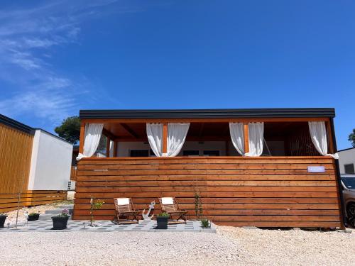 Green Turtle - Lovely, brand new holiday home near the sea, Drage (photo 7)