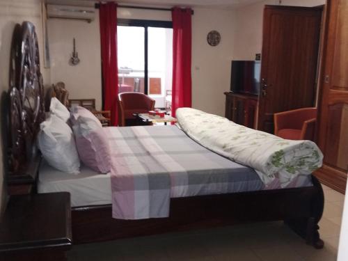 Apartment with Sea View image 5