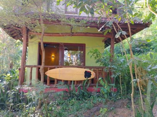 Kuta Mountain Bungalows - Praya Bar.