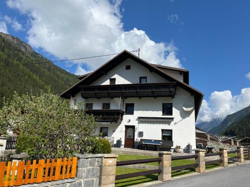 Ferienwohnung Annamaria und Manuel Melmer St. Leonhard / Pitztal