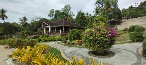 Kembali CONDO Resort with Sea View