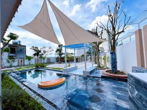 Căn hộ rộng 500m2, 5 phòng ngủ, có bể bơi riêng