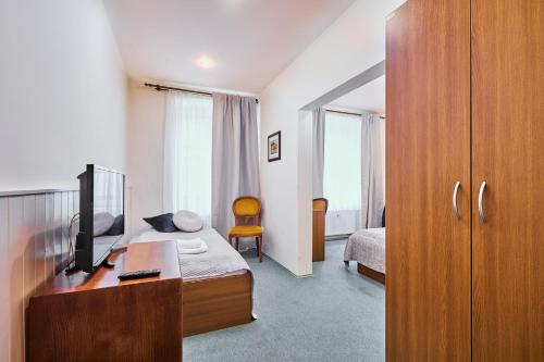 Triple Room image 8