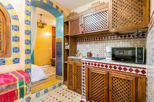 Dar Sandra Moroccan Tiny House - image 3