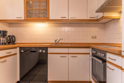 50086... - image 8