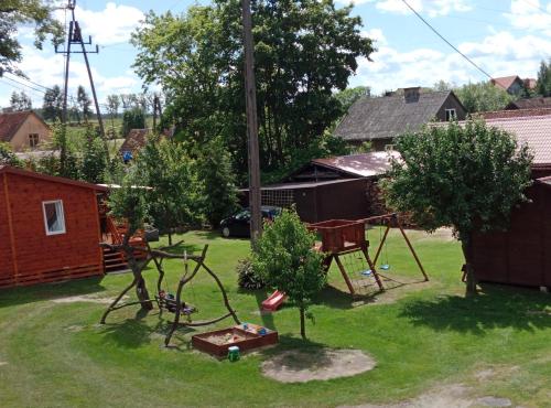 Spēļu laukums, Owocowe Wakacje - Domek nad jeziorem in Zelwagi