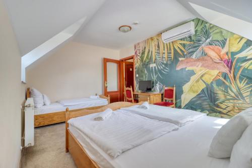 Hotel Villa Park – Szilvásvárad, FL