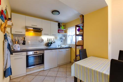 Apartments Valeria Mali Lošinj - image 4
