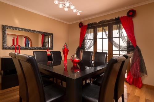 KING´S HOUSE (Sea View and Indoor BBQ)