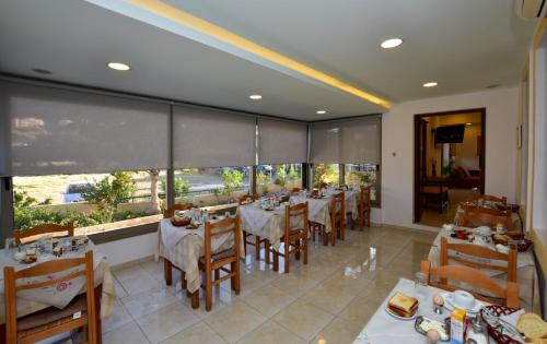 Hotel Agas - image 12