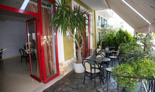 酒吧/高級酒吧, Petania Hotel & Apartments in 利克蘇里翁