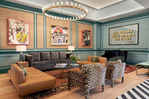The Memphian, a Tribute Portfolio Hotel