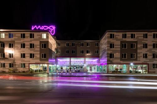 Moxy by Marriott Milan Malpensa Airport