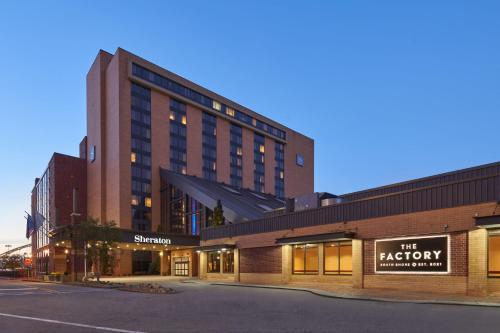 Sheraton Pittsburgh Hotel at Station Square, Pittsburgh