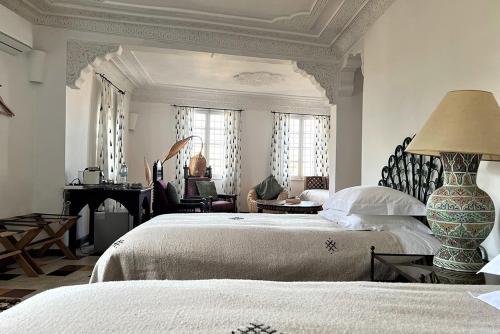 room detail thumbnail 1