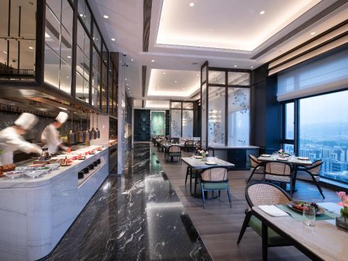 Létesítmények, Yiwu kingdom hotel near Jiangdong utca