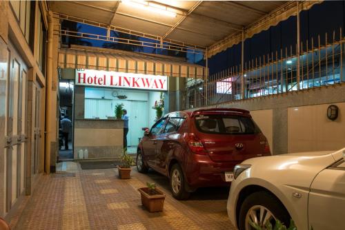 Sissepääs, Hotel Linkway in Khar
