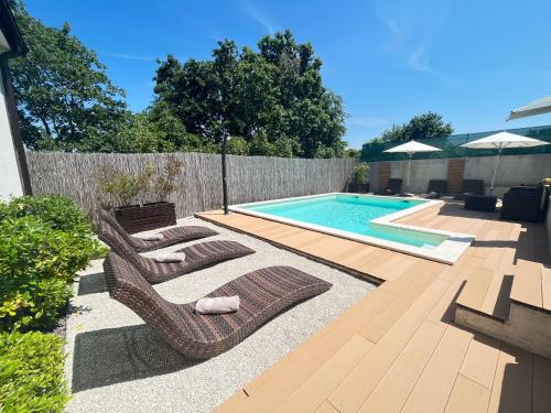 Cosy and lovely villa Trosti with a POOL