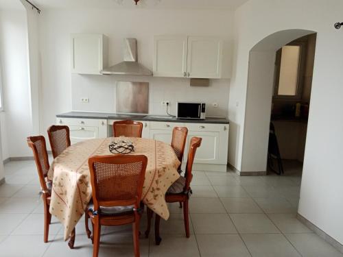 virtuve, Le passage de Gardie in Saint-Hilaire (Languedoc-Roussillon)