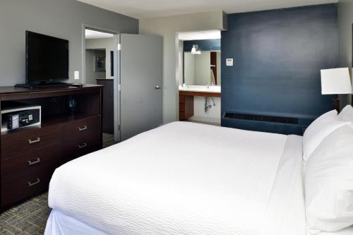 Four Points by Sheraton Virginia Beach Oceanfront