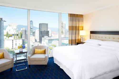 Sheraton Vancouver Wall Centre - image 2
