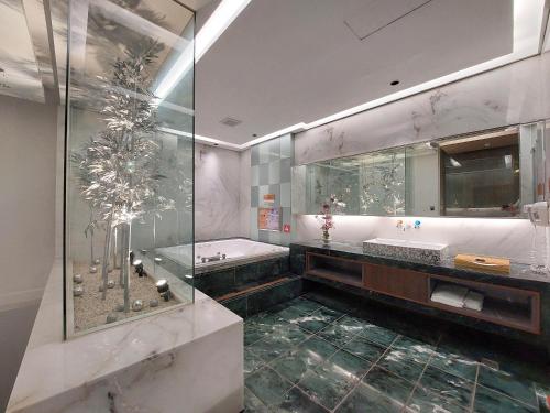 ELYSEES MOTEL - 화장실