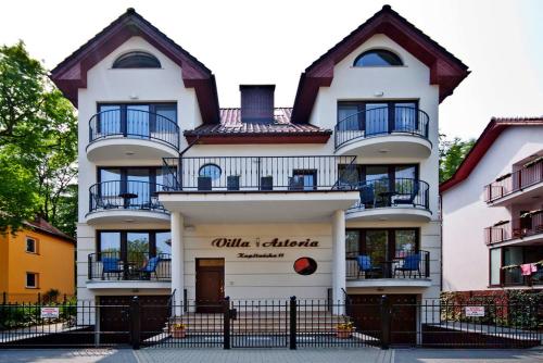 Villa Astoria 2