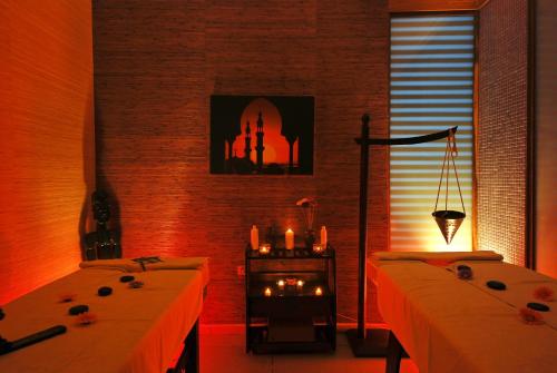 Grand Pasa Hotel - image 4
