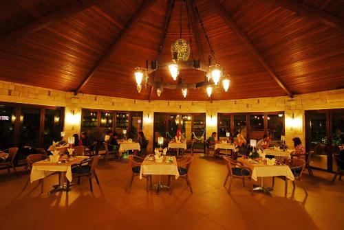 Grand Pasa Hotel - image 5