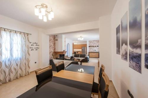 Dream Inn Paros, private pool in Parasporos